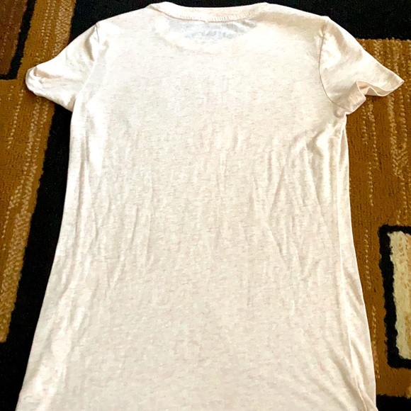 Aeropostale Cream Short Sleeve T-Shirt - Picture 3 of 3
